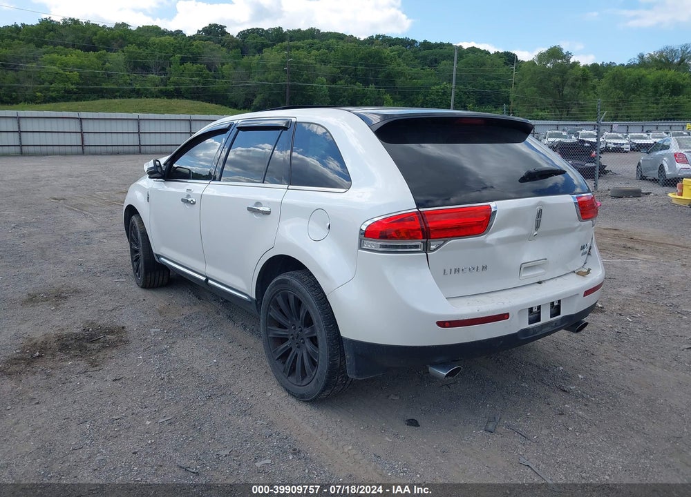 2013 LINCOLN MKX VIN: 2LMDJ8JK4DBL11092
