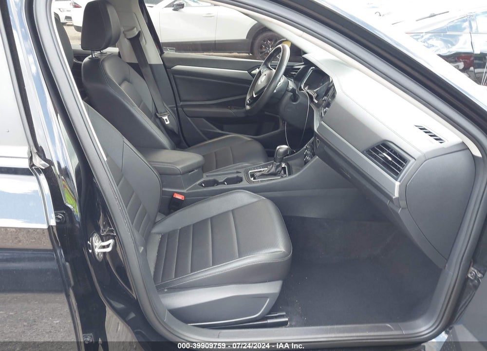 2021 VOLKSWAGEN JETTA 1.4T R-LINE/1.4T S/1.4T SE VIN: 3VWC57BU6MM004383