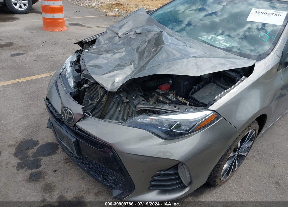 2018 TOYOTA COROLLA SE VIN: 5YFBURHE2JP780947