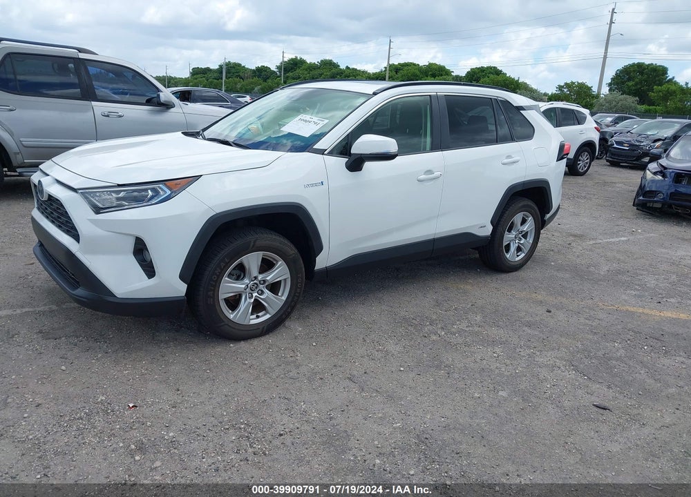 2021 TOYOTA RAV4 HYBRID XLE VIN: JTMR6RFV0MD016811