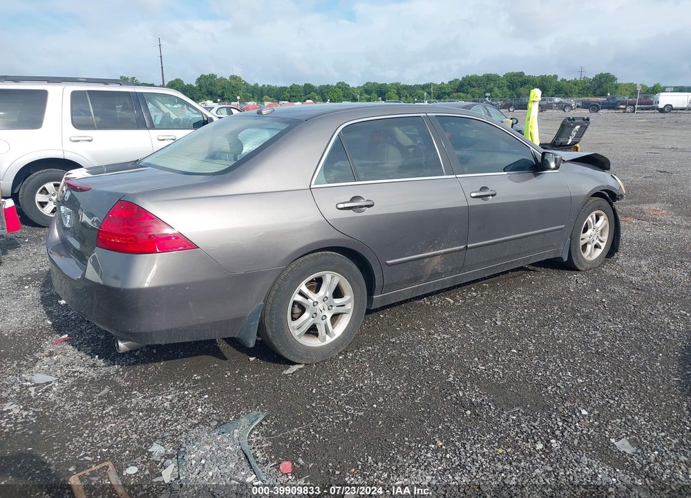 2007 HONDA ACCORD 2.4 EX VIN: 1HGCM56887A082576