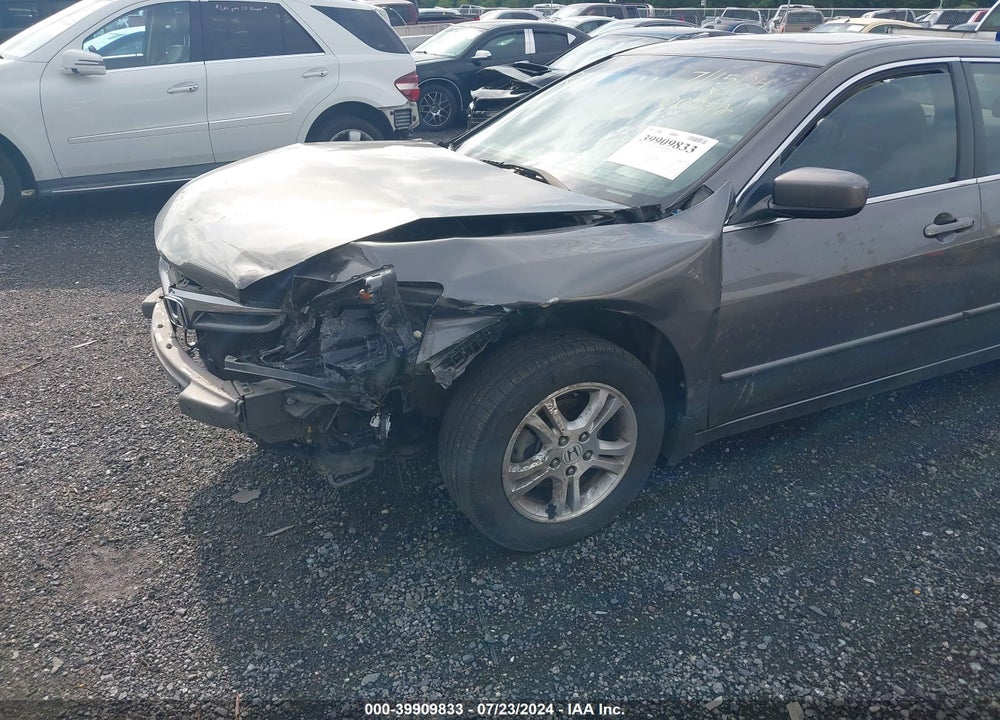 2007 HONDA ACCORD 2.4 EX VIN: 1HGCM56887A082576