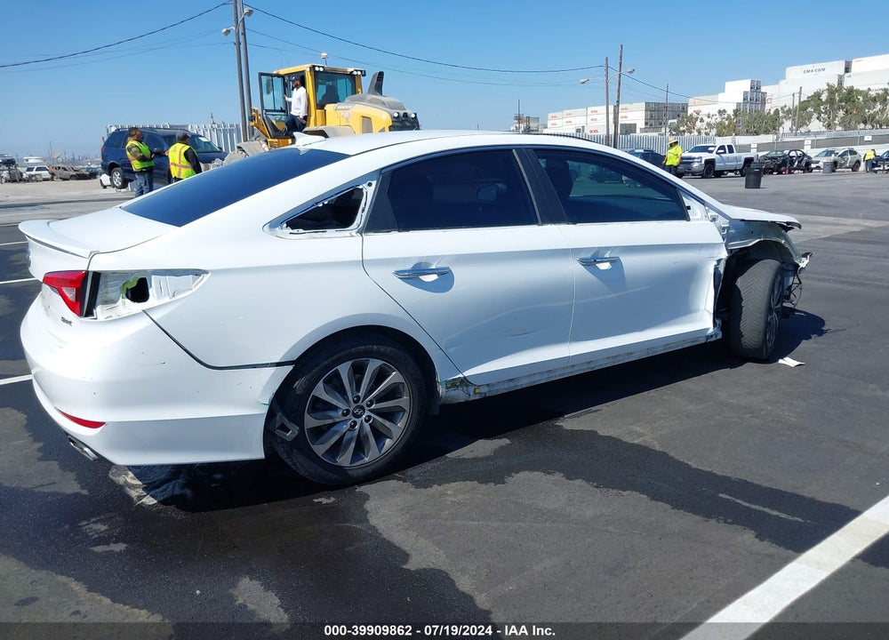 2015 HYUNDAI SONATA SPORT VIN: 5NPE34AF4FH115770