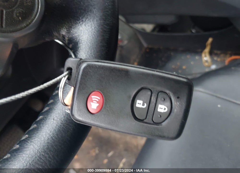 2013 TOYOTA PRIUS THREE SE VIN: JTDKN3DU6D5610759