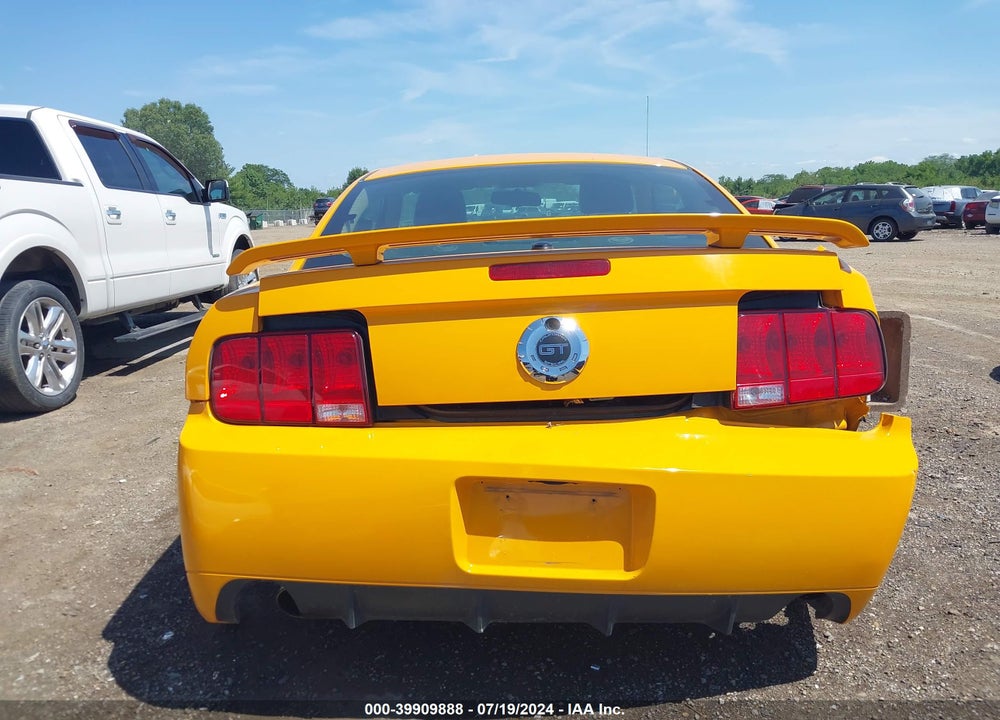 2008 FORD MUSTANG GT DELUXE/GT PREMIUM VIN: 1ZVHT82H185128075
