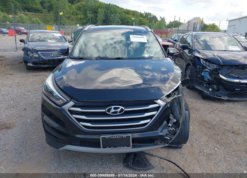 2017 HYUNDAI TUCSON SPORT VIN: KM8J3CA20HU369728