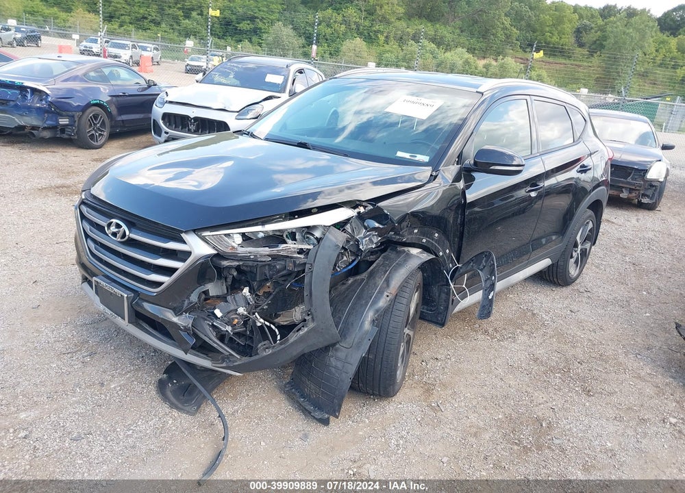 2017 HYUNDAI TUCSON SPORT VIN: KM8J3CA20HU369728