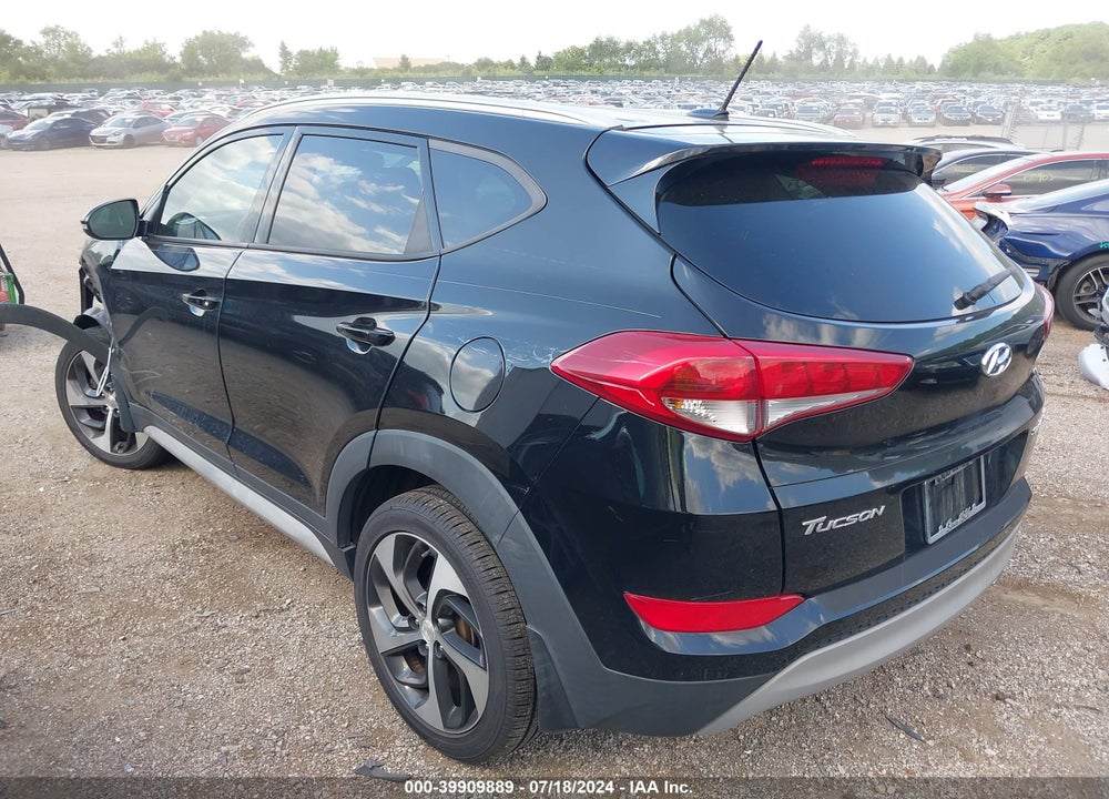 2017 HYUNDAI TUCSON SPORT VIN: KM8J3CA20HU369728