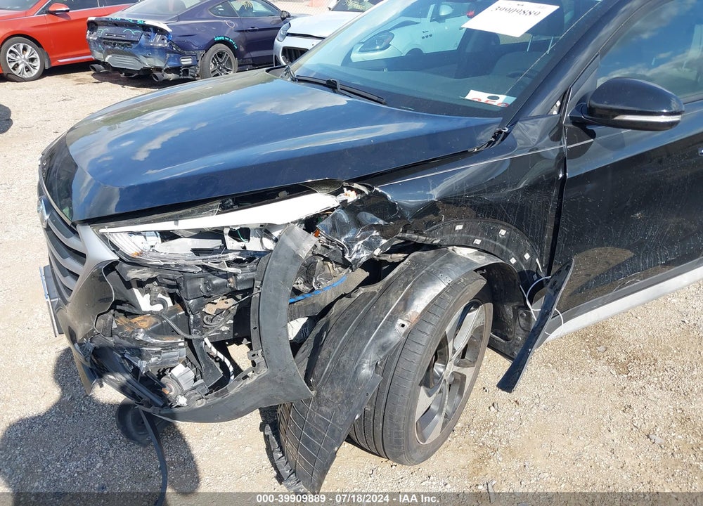 2017 HYUNDAI TUCSON SPORT VIN: KM8J3CA20HU369728