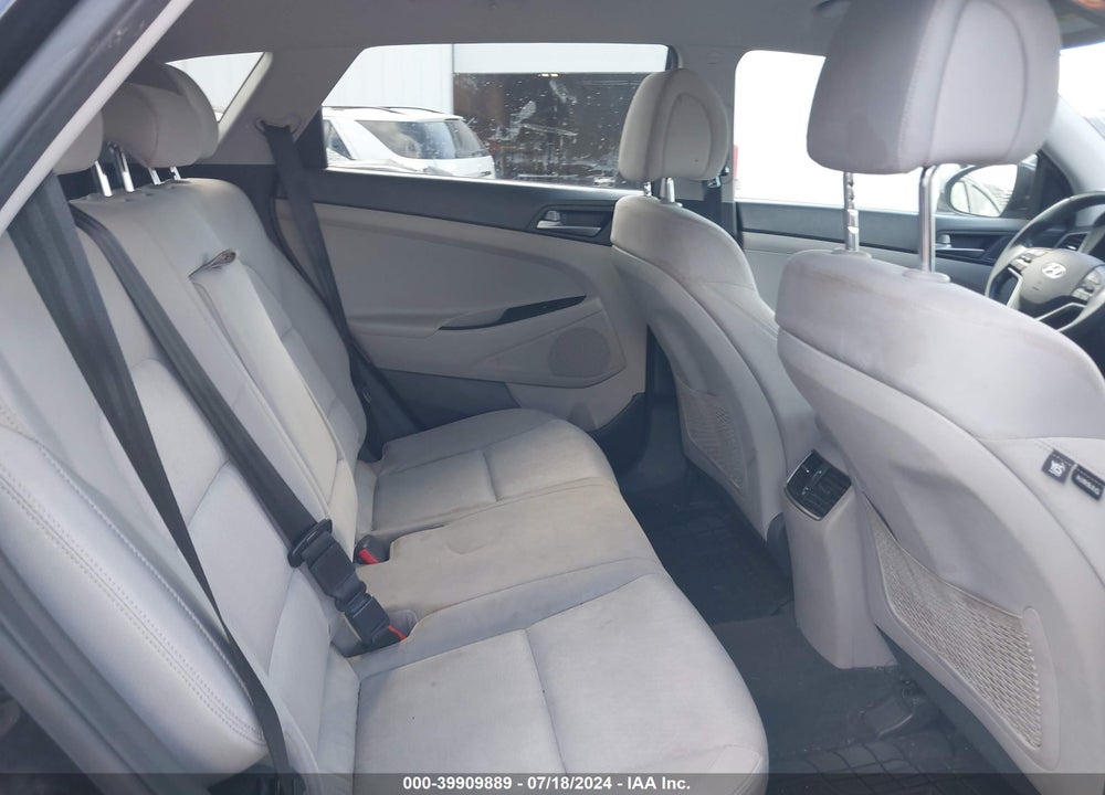 2017 HYUNDAI TUCSON SPORT VIN: KM8J3CA20HU369728