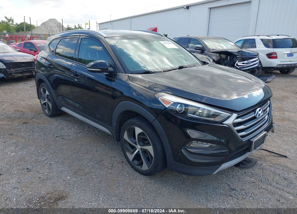 2017 HYUNDAI TUCSON SPORT VIN: KM8J3CA20HU369728