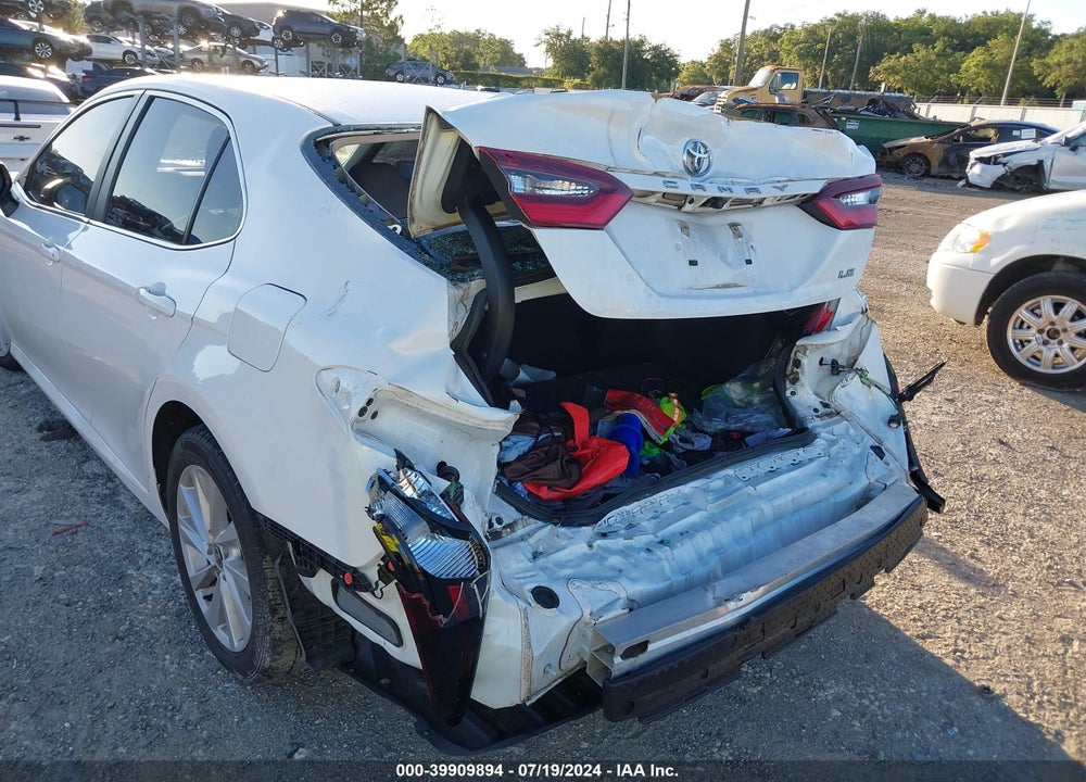2021 TOYOTA CAMRY LE VIN: 4T1C11AK8MU473252