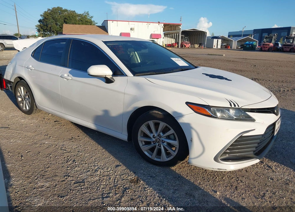 2021 TOYOTA CAMRY LE VIN: 4T1C11AK8MU473252