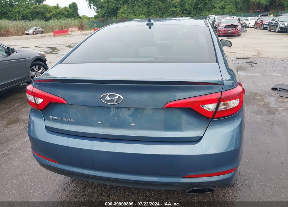 2017 HYUNDAI SONATA SE VIN: 5NPE24AF5HH482344