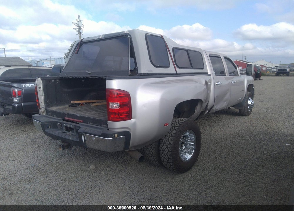 2008 CHEVROLET SILVERADO 3500HD LTZ VIN: 1GCJK33618F164320