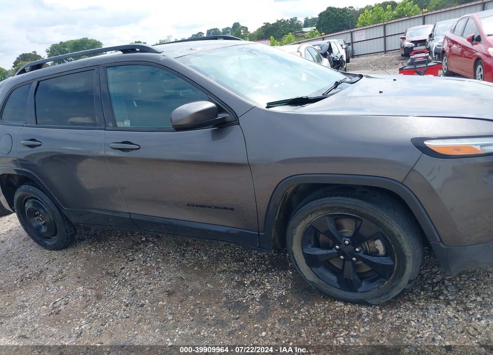 2018 JEEP CHEROKEE LATITUDE FWD VIN: 1C4PJLCB7JD545102