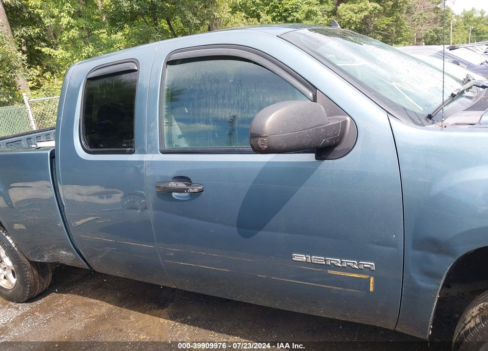 2011 GMC SIERRA 1500 SLE VIN: 1GTR2VE35BZ322357