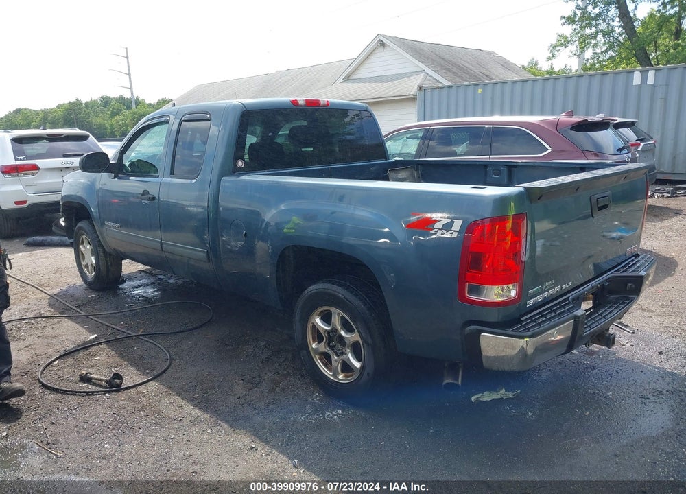 2011 GMC SIERRA 1500 SLE VIN: 1GTR2VE35BZ322357