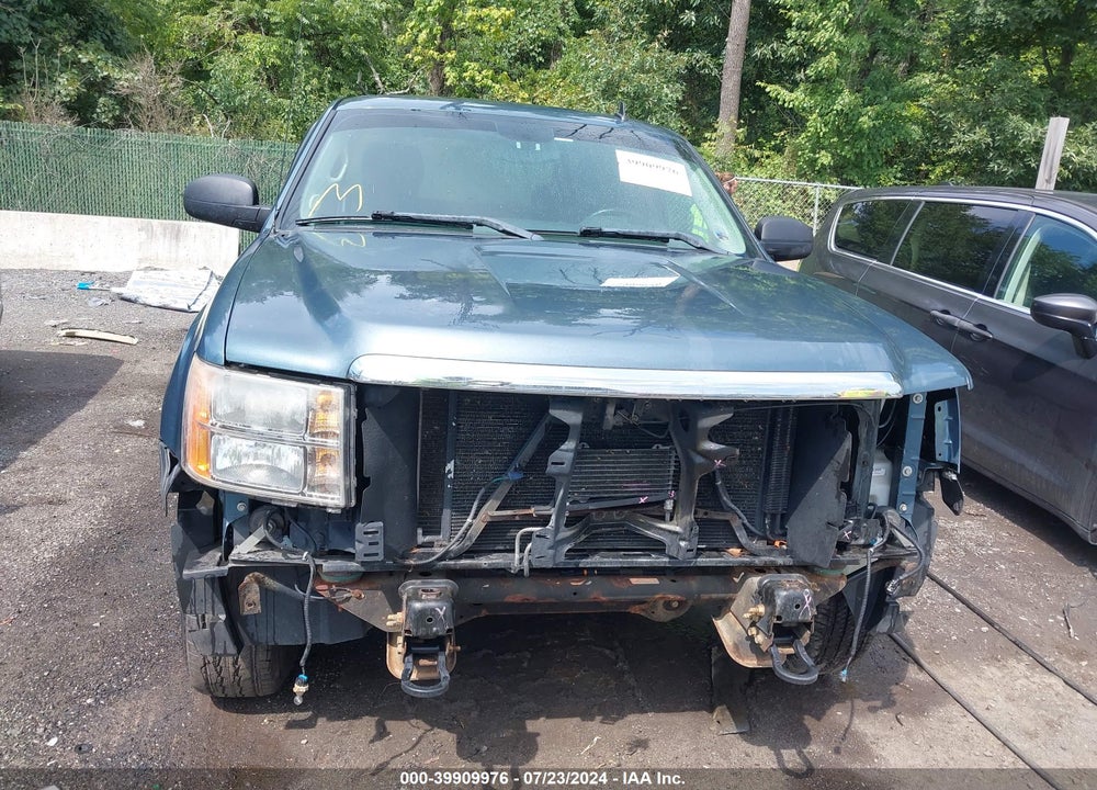2011 GMC SIERRA 1500 SLE VIN: 1GTR2VE35BZ322357