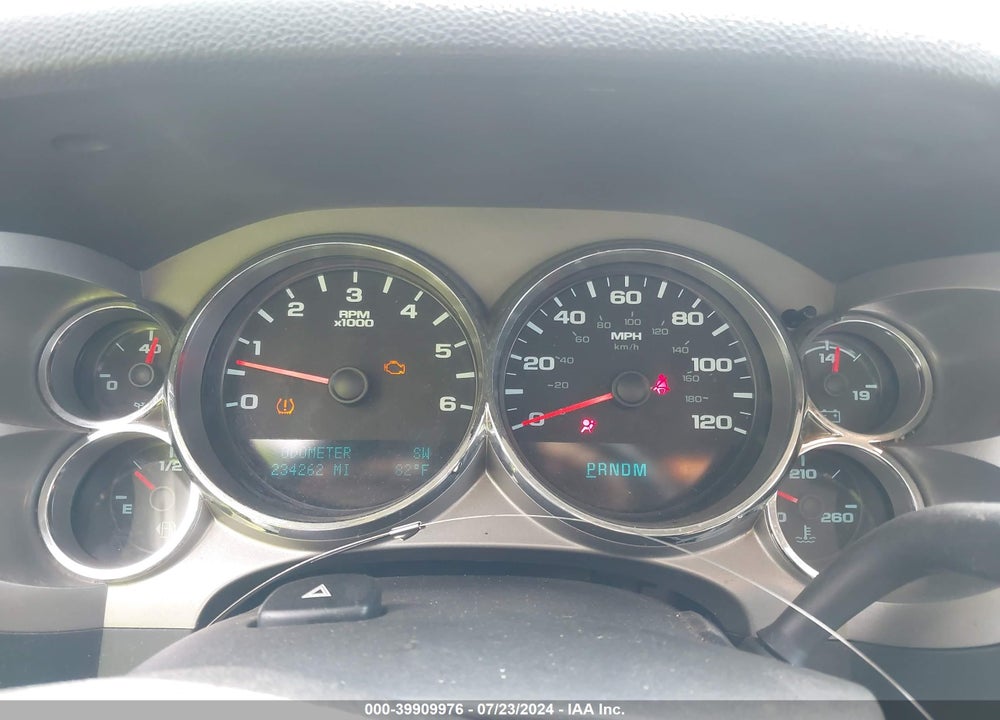 2011 GMC SIERRA 1500 SLE VIN: 1GTR2VE35BZ322357