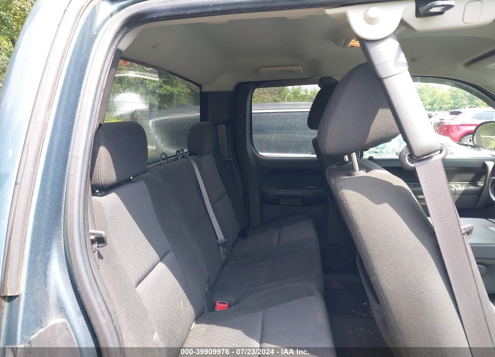 2011 GMC SIERRA 1500 SLE VIN: 1GTR2VE35BZ322357