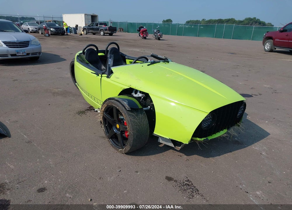 2018 VANDERHALL LAGUNA VIN: 1V9TB2007JR190105