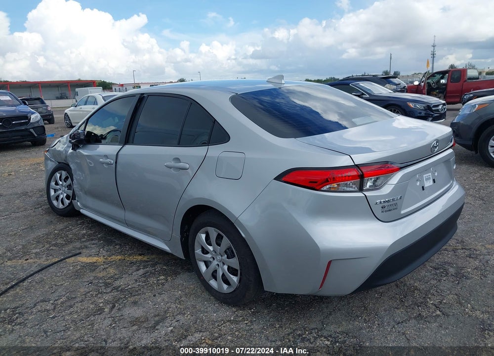 2024 TOYOTA COROLLA LE VIN: 5YFB4MDE2RP189019
