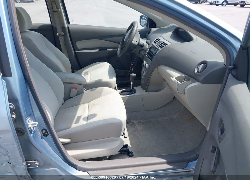 2009 TOYOTA YARIS VIN: JTDBT903491319326