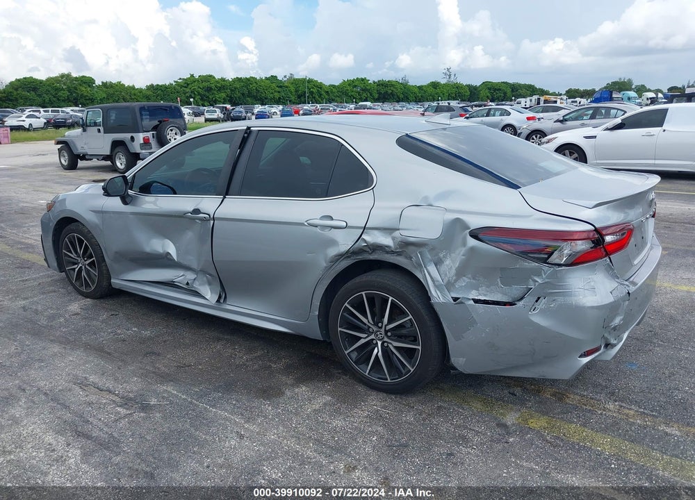 2021 TOYOTA CAMRY SE VIN: 4T1G11AKXMU435393
