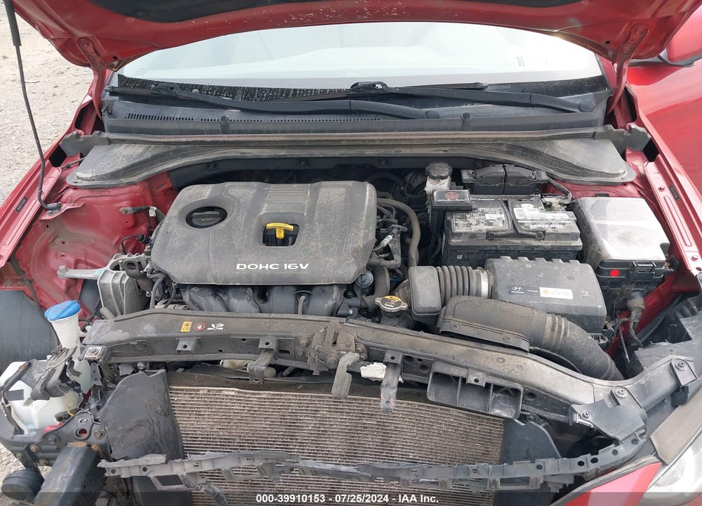 2018 HYUNDAI ELANTRA VIN: 5NPD84LF7JH385868