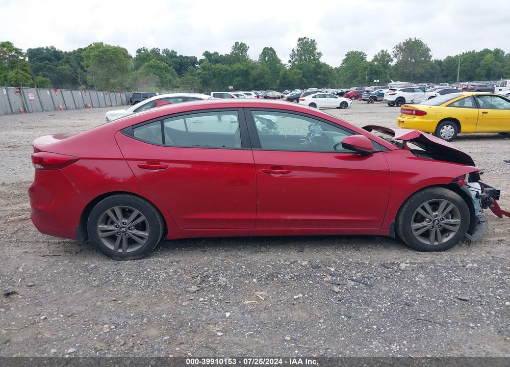 2018 HYUNDAI ELANTRA VIN: 5NPD84LF7JH385868
