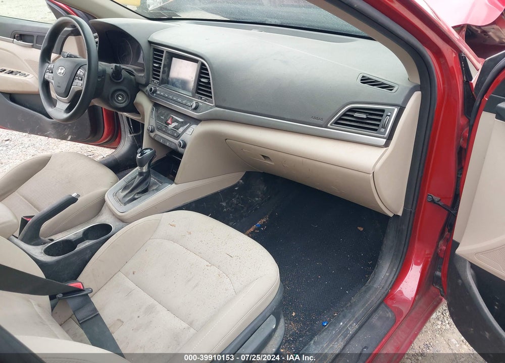 2018 HYUNDAI ELANTRA VIN: 5NPD84LF7JH385868