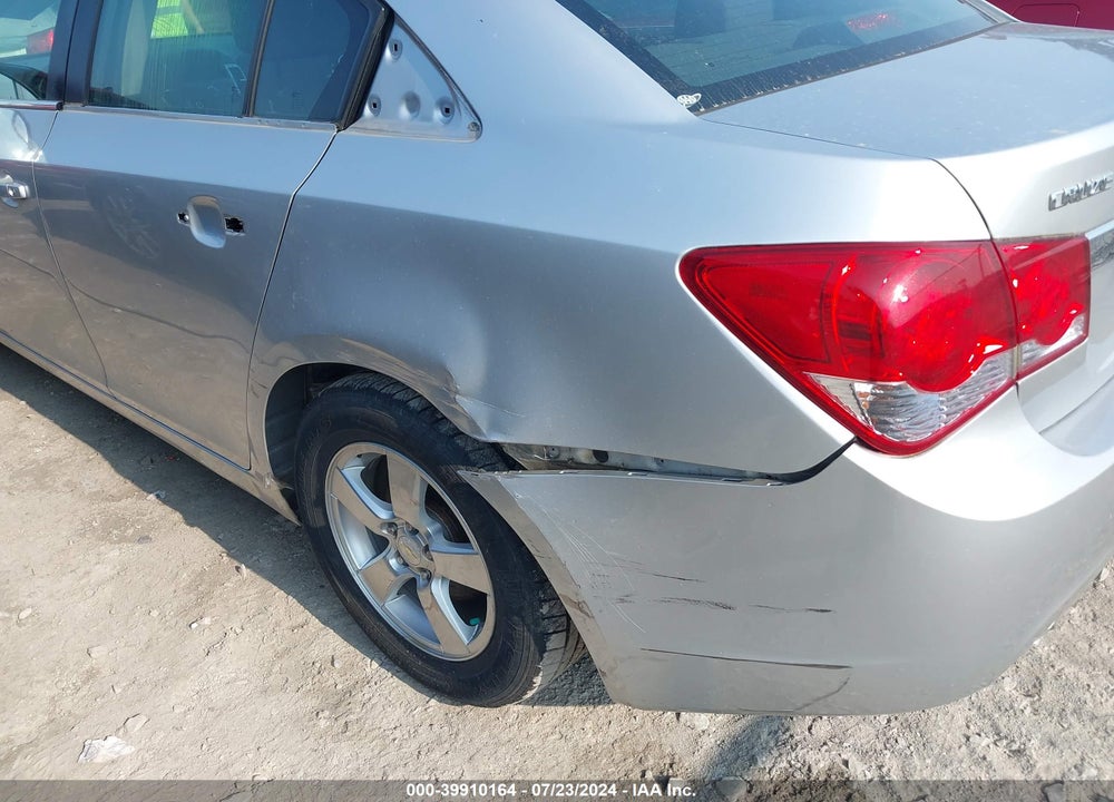 2015 CHEVROLET CRUZE 1LT AUTO VIN: 1G1PC5SB0F7200306