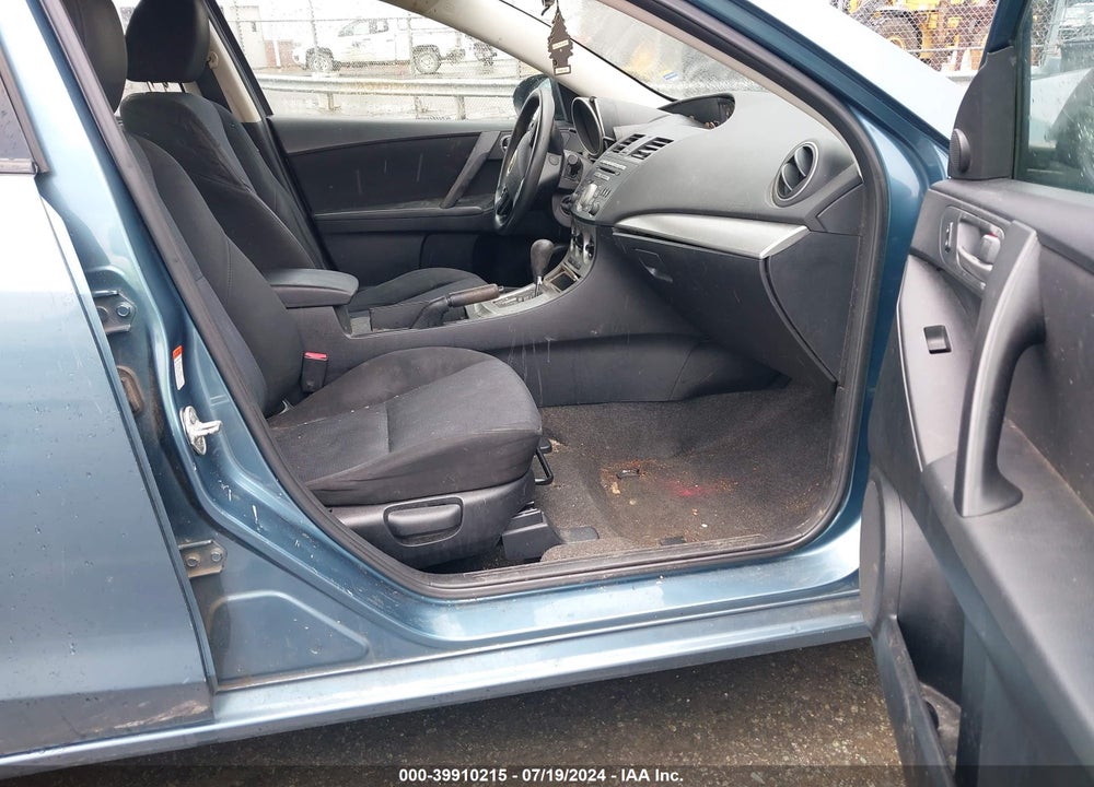 2010 MAZDA 3 I TOURING VIN: JM1BL1SF6A1215014