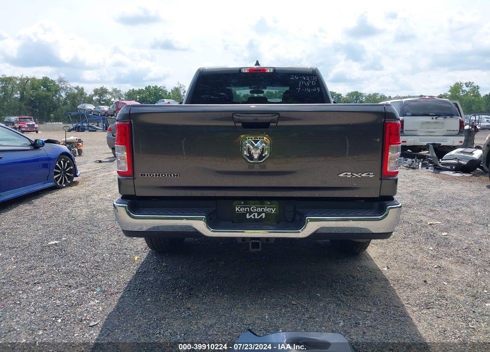 2021 RAM 1500 BIG HORN QUAD CAB 4X4 6'4 BOX VIN: 1C6RRFBG5MN700039