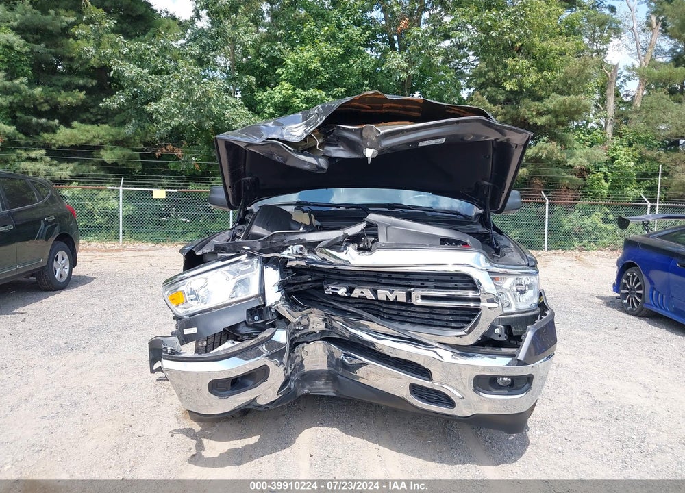 2021 RAM 1500 BIG HORN QUAD CAB 4X4 6'4 BOX VIN: 1C6RRFBG5MN700039