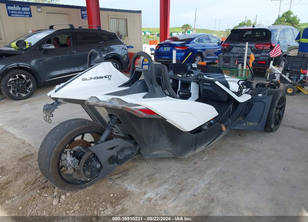 2021 POLARIS SLINGSHOT S VIN: 57XAASHD7M8147385