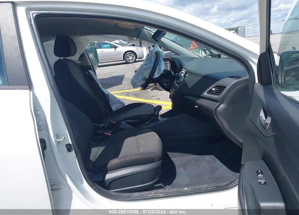 2019 HYUNDAI ACCENT SE VIN: 3KPC24A31KE053372