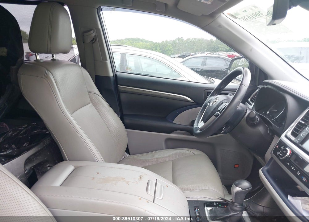 2019 TOYOTA HIGHLANDER LIMITED/PLATINUM VIN: 5TDYZRFH3KS315563