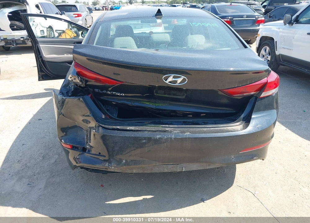 2017 HYUNDAI ELANTRA SE VIN: 5NPD84LF6HH000682