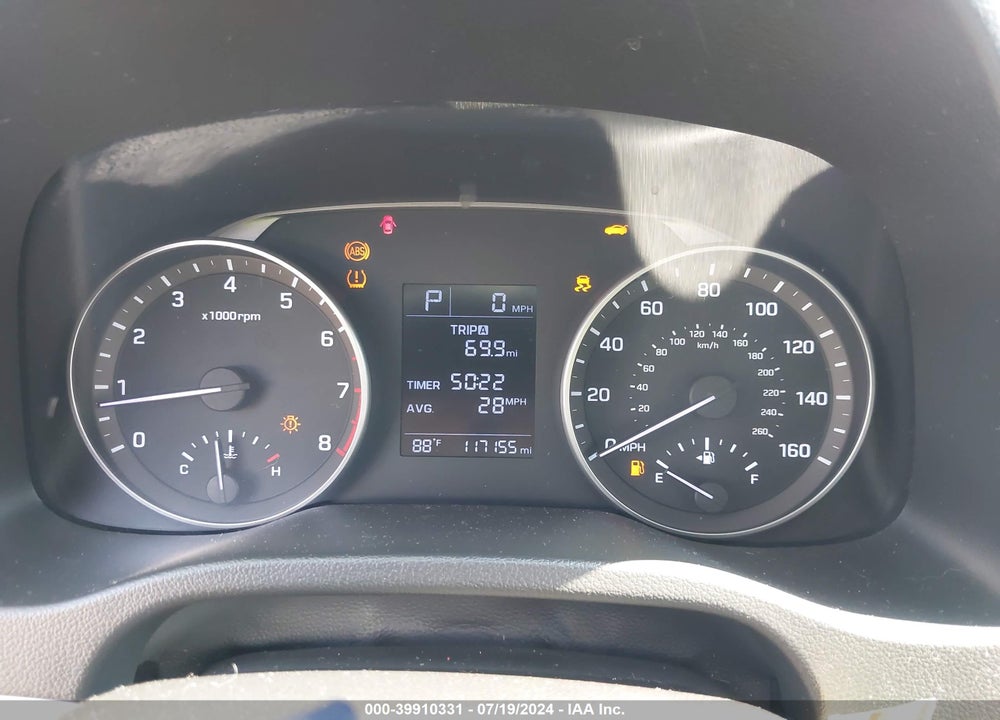 2017 HYUNDAI ELANTRA SE VIN: 5NPD84LF6HH000682