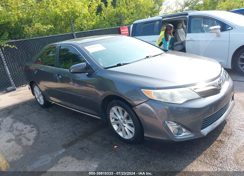 2013 TOYOTA CAMRY XLE V6 VIN: 4T1BK1FK6DU529626