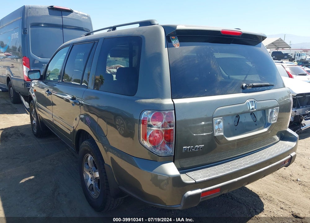 2006 HONDA PILOT EX-L VIN: 5FNYF28626B043416