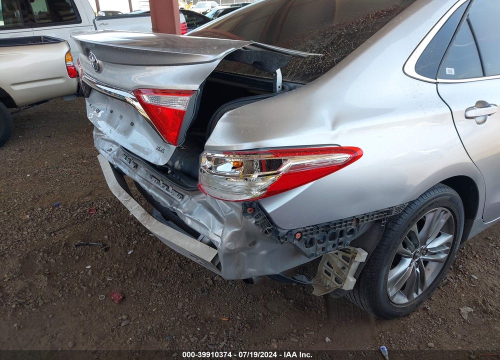 2016 TOYOTA CAMRY SE VIN: 4T1BF1FK8GU158476