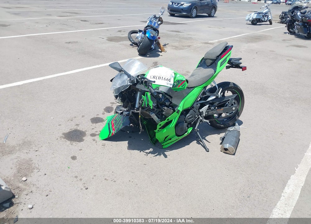 2023 KAWASAKI EX400 VIN: JKAEXKG13PDAR8050