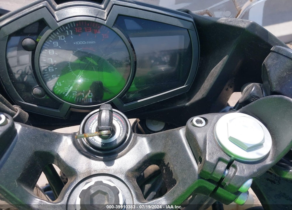2023 KAWASAKI EX400 VIN: JKAEXKG13PDAR8050