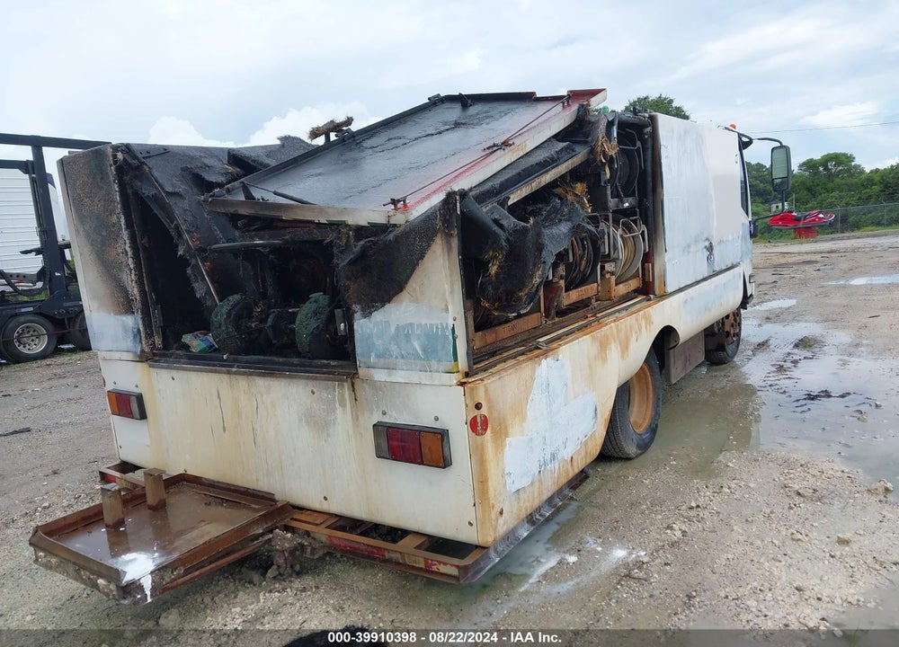 2016 ISUZU NPR DSL REG AT VIN: JALB4W170G7F00643