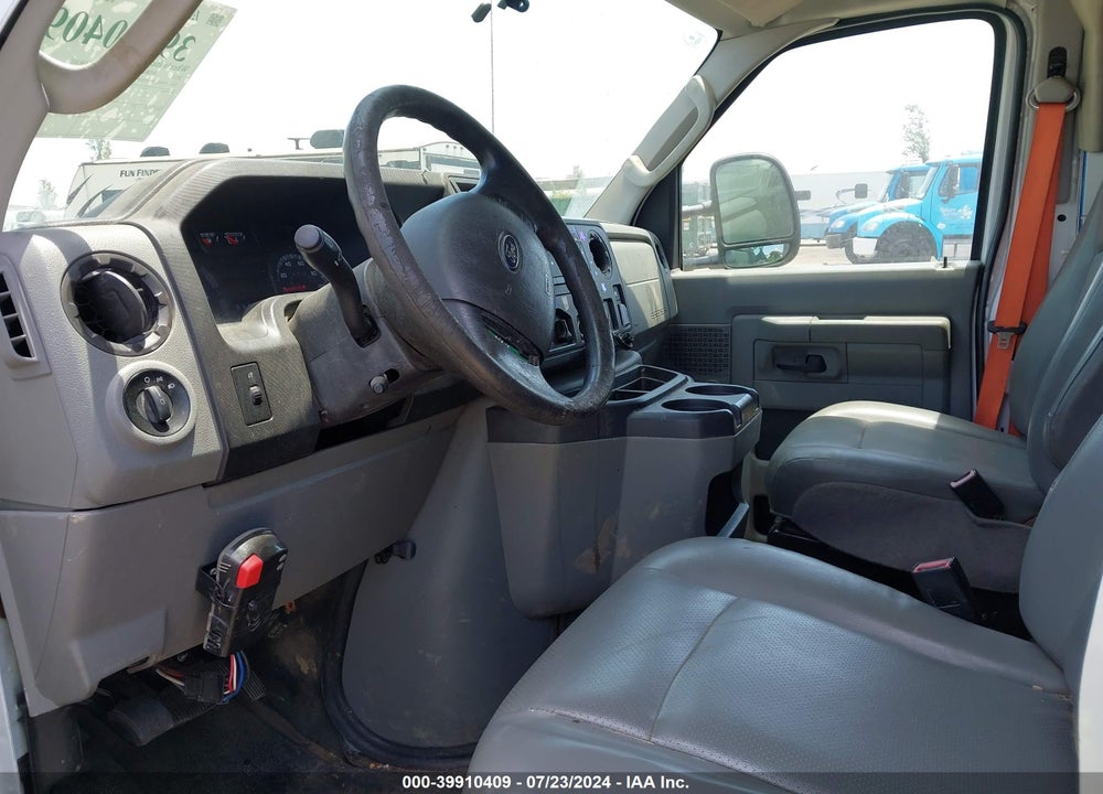 2015 FORD E-350 CUTAWAY VIN: 1FDWE3FL3FDA04054