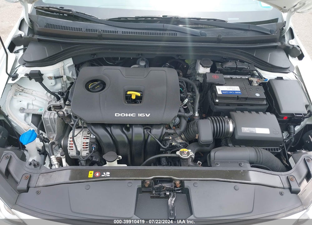 2018 HYUNDAI ELANTRA SE VIN: 5NPD74LF2JH290783