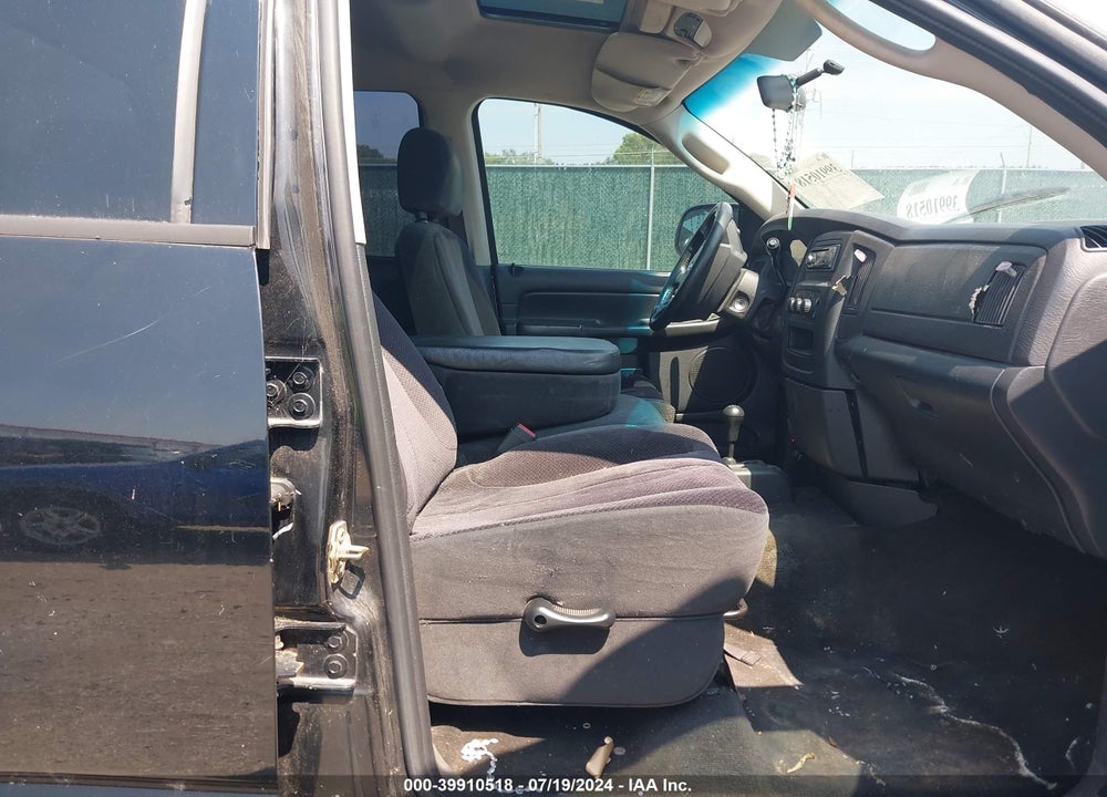 2004 DODGE RAM 1500 VIN: 1D7HU18N24S787448